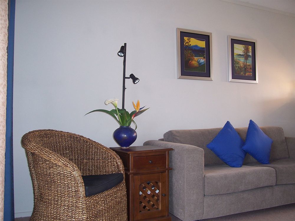 Snells Beach Motel Kültér fotó