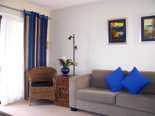 Snells Beach Motel Kültér fotó